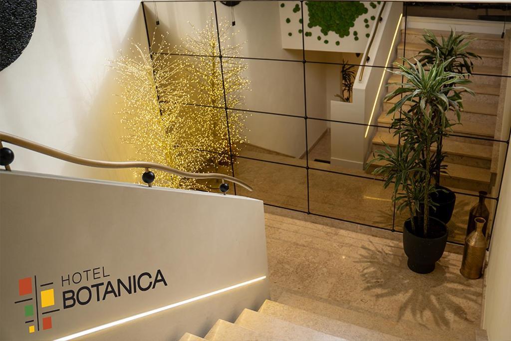 Hotel Botanica Белград Экстерьер фото